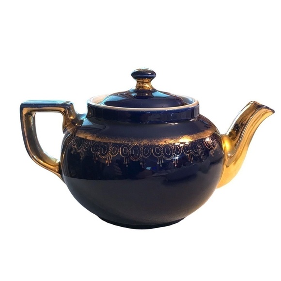 Vintage Hall Fireproof China Boston Shape Cobalt and Gold Teapot - Picture 2 of 11